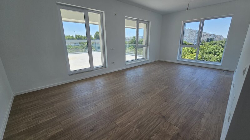 Berceni, Sos. Oltenitei, Sun Plaza, 190 mp, 2 locuri de parcare, 2024.