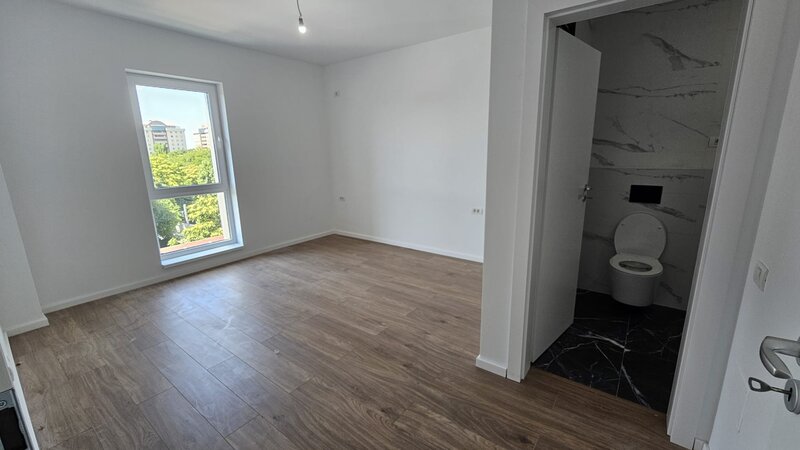 Berceni, Sos. Oltenitei, Sun Plaza, 190 mp, 2 locuri de parcare, 2024.