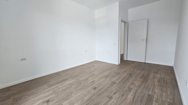 Berceni, Sos. Oltenitei, Sun Plaza, 190 mp, 2 locuri de parcare, 2024.