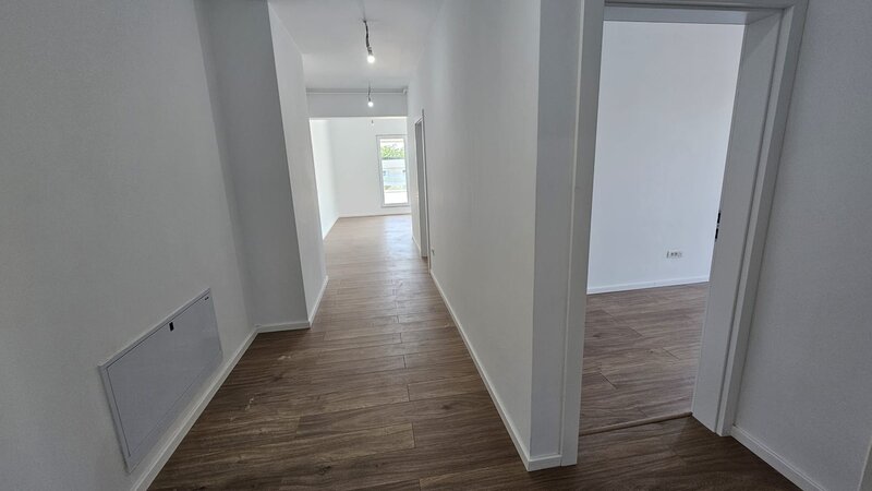 Berceni, Sos. Oltenitei, Sun Plaza, 190 mp, 2 locuri de parcare, 2024.